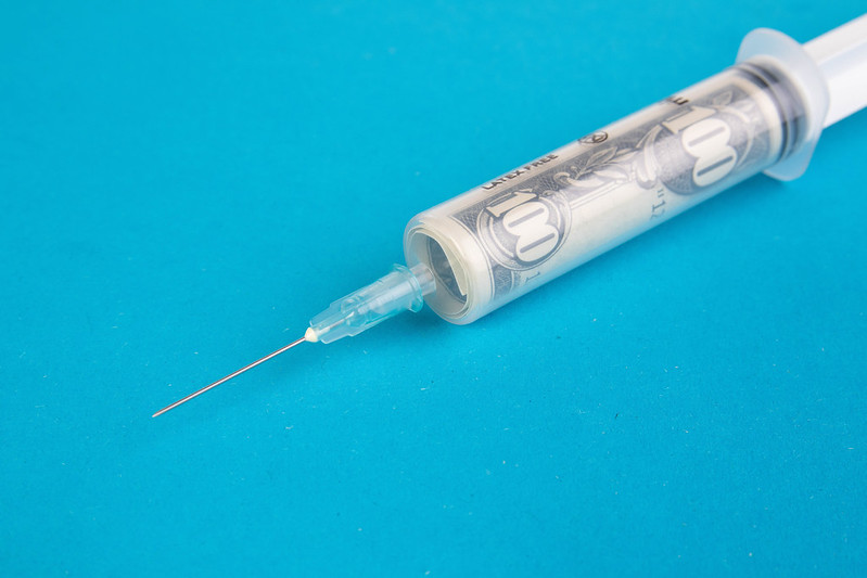 An embalmer of 21 years: “[W]hile he was accustomed to seeing blood clots in 5 to 10% of the bodies he embalmed, that now he is seeing almost 85% of the bodies he is embalming have blood clots”